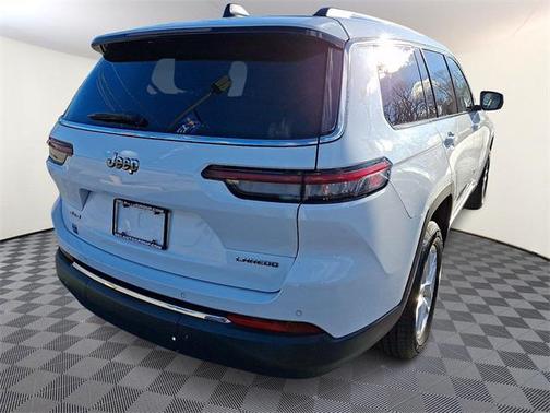 2023 Jeep Grand Cherokee L Laredo