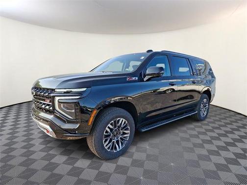 2025 Chevrolet Suburban 4WD Z71