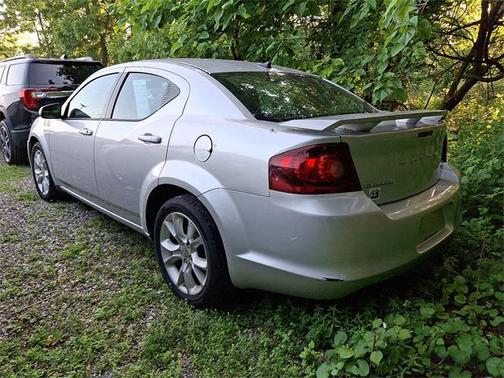 2012 Dodge Avenger R/T