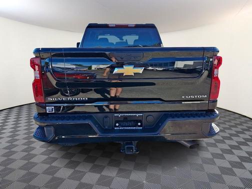 Black 2026 Chevrolet Silverado 2500 Custom