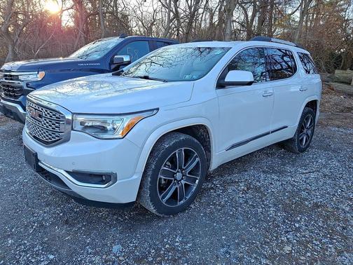 White Frost Tricoat 2018 GMC Acadia Denali