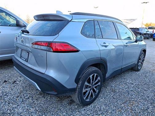 2024 Toyota Corolla Cross XLE