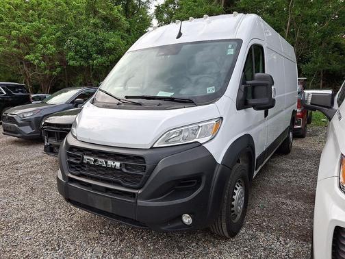 Bright White Clearcoat 2024 RAM ProMaster 2500 Tradesman