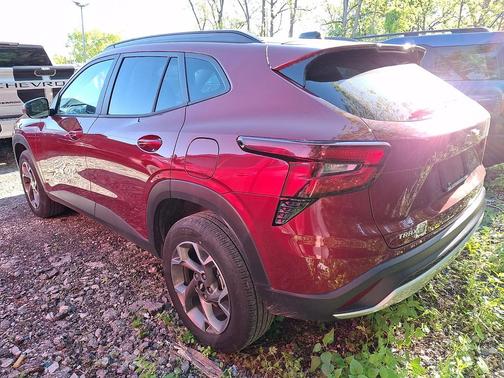 Crimson Metallic 2025 Chevrolet Trax LT