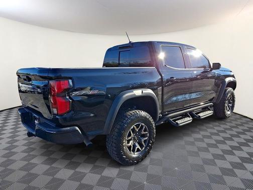 Black 2024 Chevrolet Colorado ZR2