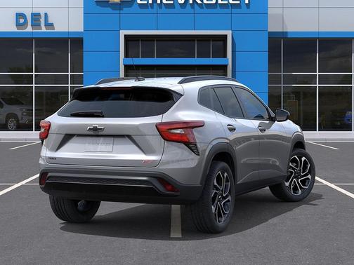 Sterling Gray Metallic 2026 Chevrolet Trax FWD 2RS