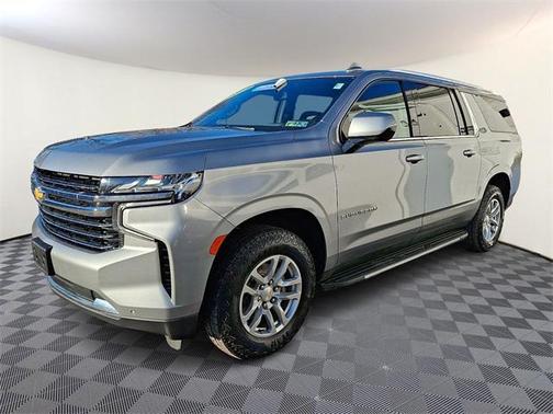 2024 Chevrolet Suburban LT