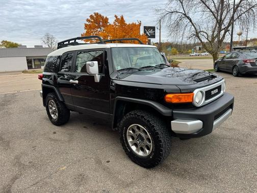 2012 Toyota FJ Cruiser Base