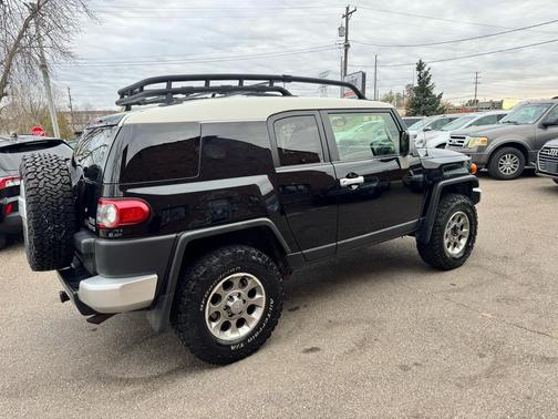 2012 Toyota FJ Cruiser Base