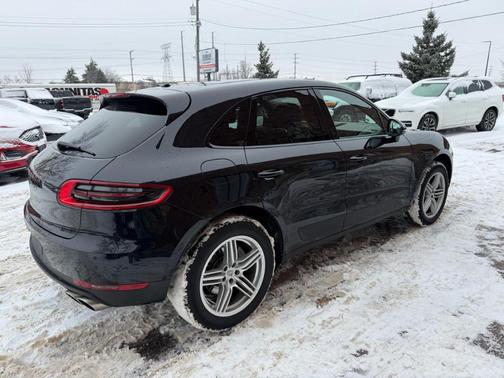 2016 Porsche Macan S