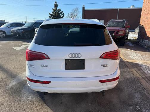 2012 Audi Q5 2.0T Premium