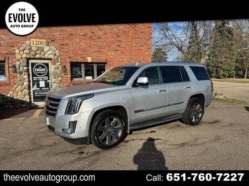 2017 Cadillac Escalade Luxury