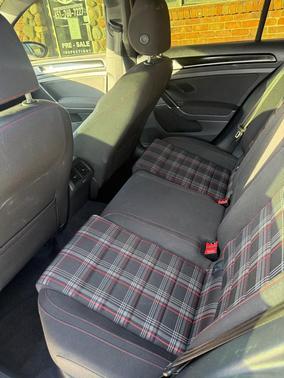 2017 Volkswagen Golf GTI Sport 4-Door