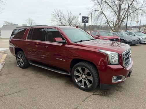 2017 GMC Yukon XL SLT