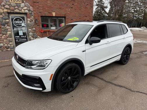 2021 Volkswagen Tiguan 2.0T SE R-Line Black