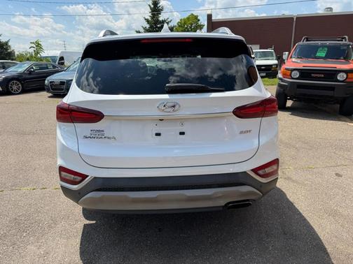 White 2020 Hyundai SANTA FE 2.0T SEL