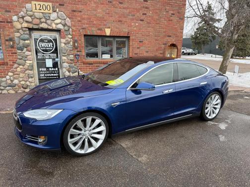 2015 Tesla Model S 85D
