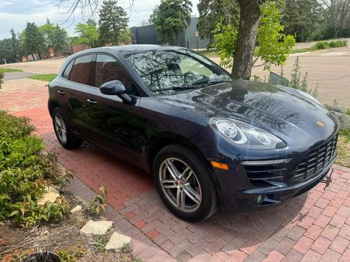 Blue 2017 Porsche Macan Base