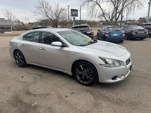 2014 Nissan Maxima SV