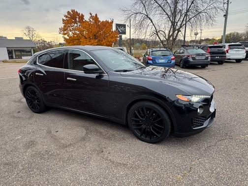 2018 Maserati Levante Base