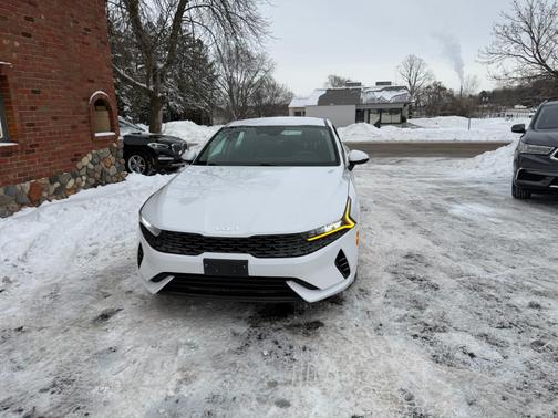 2022 Kia K5 LXS