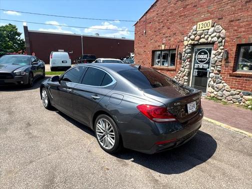2020 Genesis G70 2.0T AWD