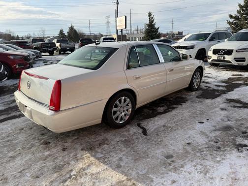 2008 Cadillac DTS Luxury III