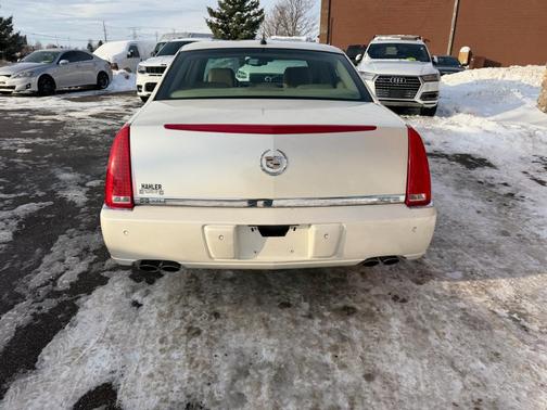 2008 Cadillac DTS Luxury III
