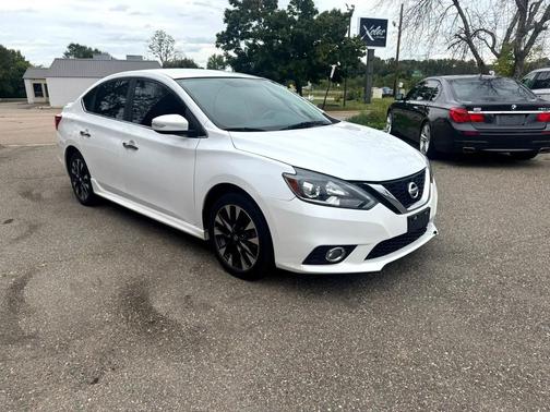 2016 Nissan Sentra SR