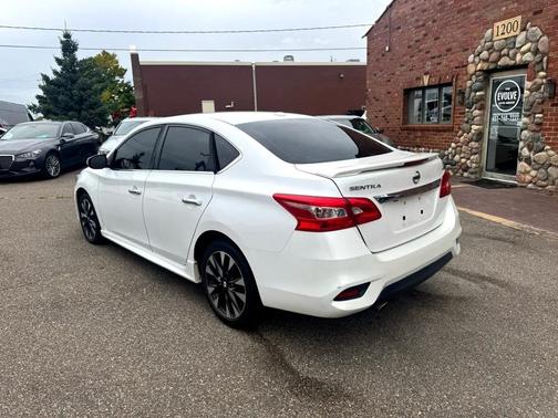 2016 Nissan Sentra SR