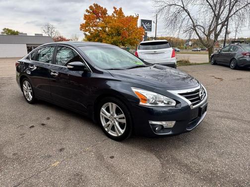 2015 Nissan Altima 3.5 SV