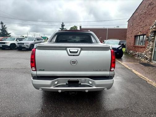 2011 Cadillac Escalade EXT Luxury