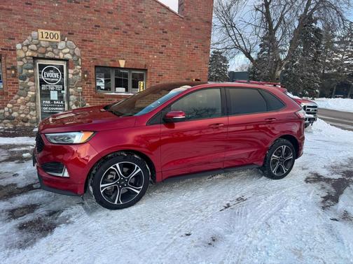 2022 Ford Edge ST