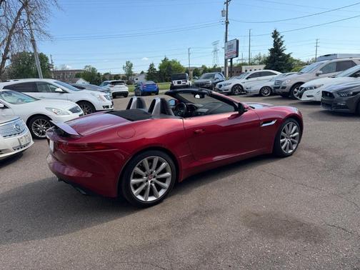 Italian Racing Red 2017 Jaguar F-TYPE Premium