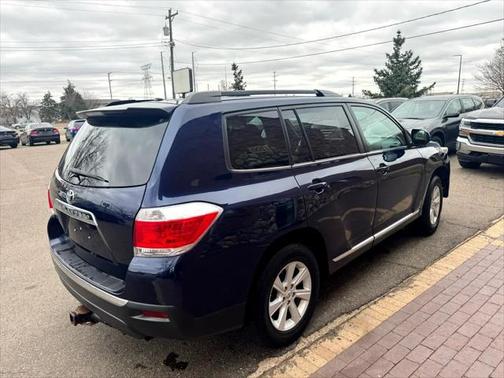 2012 Toyota Highlander SE