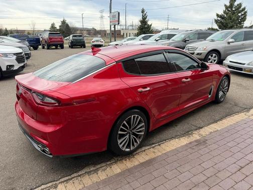 2019 Kia Stinger Base