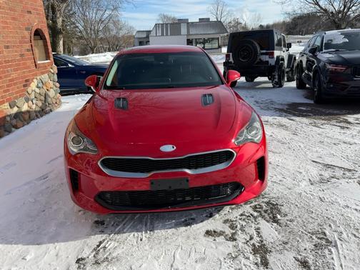 2019 Kia Stinger Base