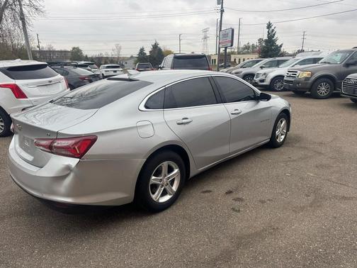 2022 Chevrolet Malibu LT