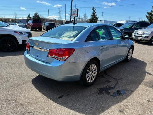 2011 Chevrolet Cruze LS