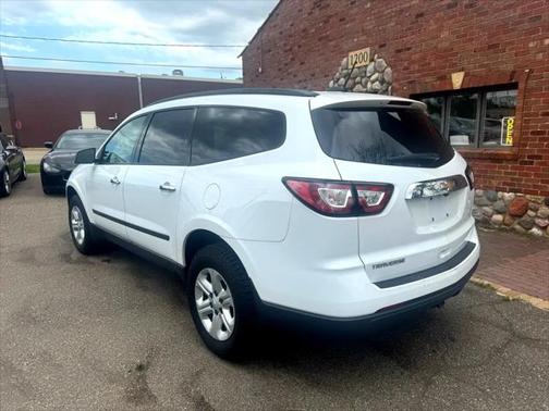 2017 Chevrolet Traverse LS