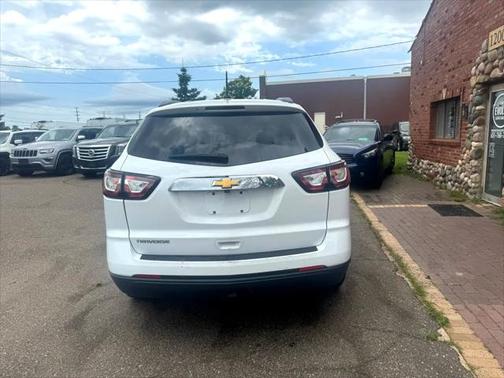 2017 Chevrolet Traverse LS