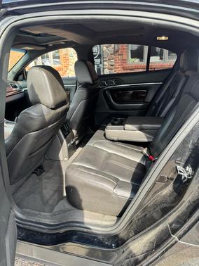 2010 Lincoln MKS Base