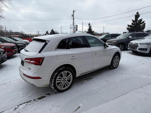 2018 Audi Q5 2.0T Premium Plus
