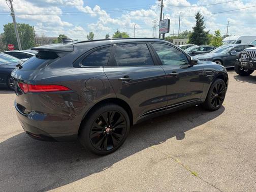 Carpathian Grey 2019 Jaguar F-PACE S