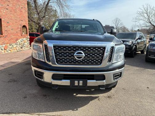 2018 Nissan Titan XD SV