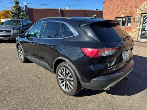 2020 Ford Escape Titanium