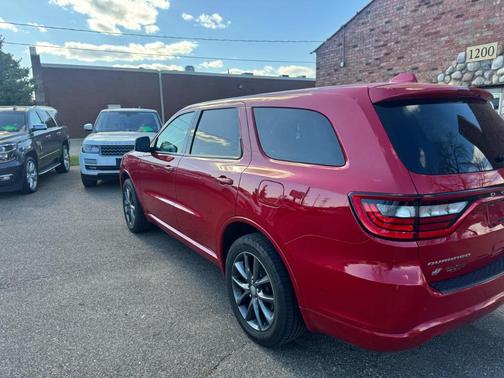 Red 2018 Dodge Durango GT