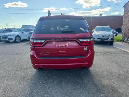 Red 2018 Dodge Durango GT