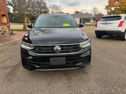 2023 Volkswagen Tiguan 2.0T SE R-Line Black 4MOTION
