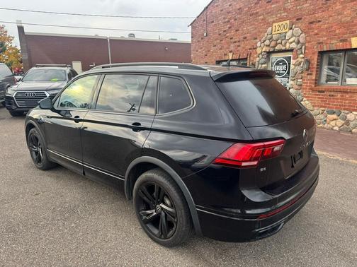 2023 Volkswagen Tiguan 2.0T SE R-Line Black 4MOTION